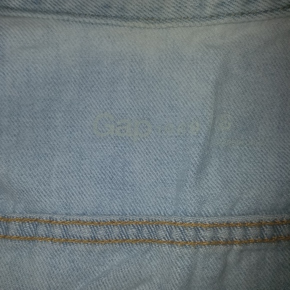 ⭐️💸GAP Distress Denim Jacket - Picture 5 of 5